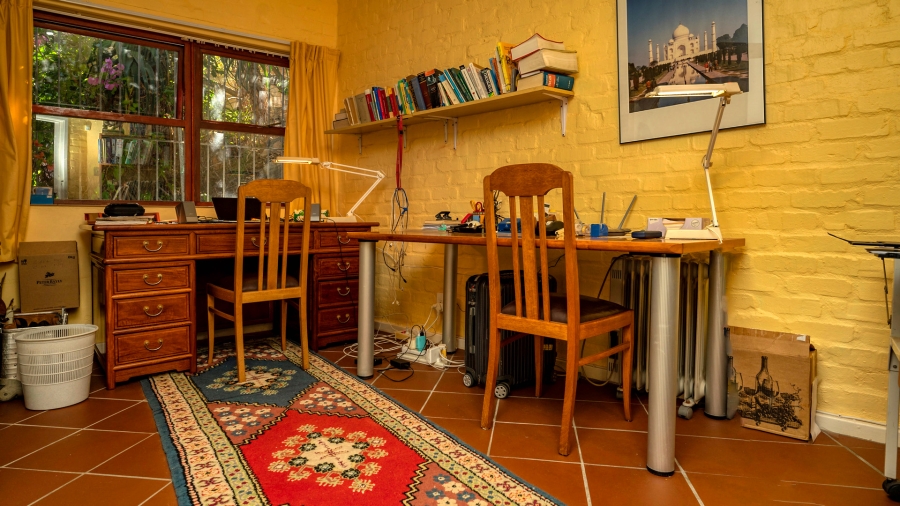 5 Bedroom Property for Sale in Clovelly Western Cape